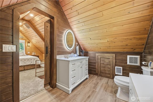 38811 Orville Road E, Eatonville, WA 98328