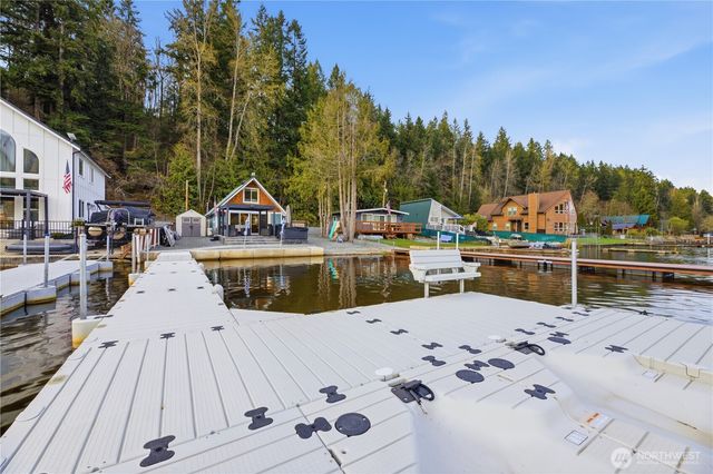 38811 Orville Road E, Eatonville, WA 98328