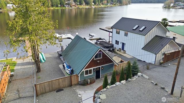 38811 Orville Road E, Eatonville, WA 98328