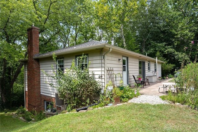 6477 W State Route 571, West Milton, OH 45383