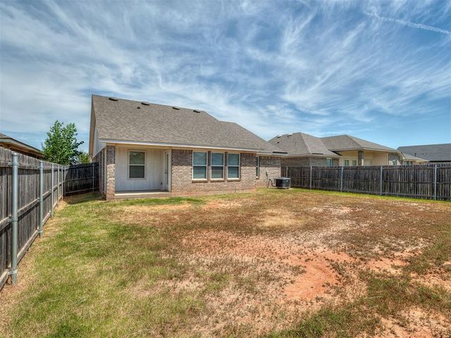 612 Blue Fish Court, Norman, OK 73069