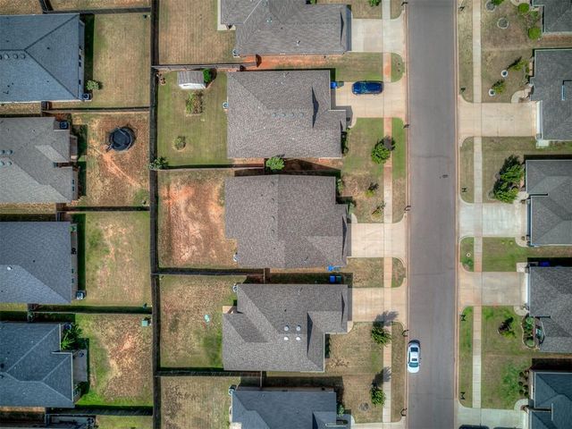 612 Blue Fish Court, Norman, OK 73069