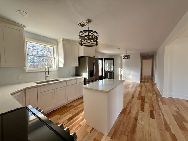 2045 Nonaville Rd, Mount Juliet, TN 37122