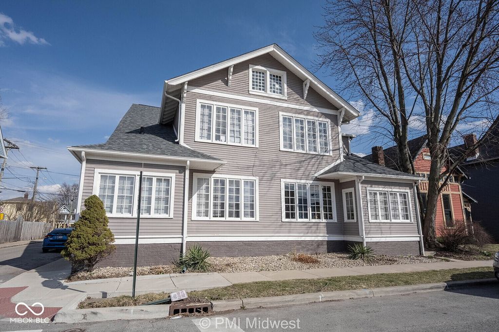 125 E 17th Street 1, Indianapolis, IN 46202