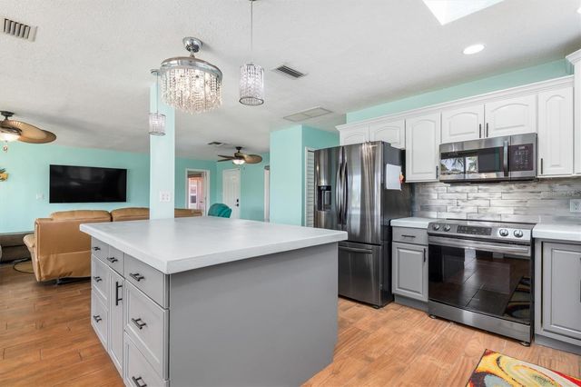 499 NOTSON TERRACE, Port Charlotte, FL 33952