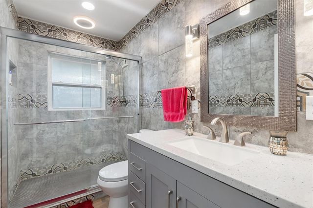 499 NOTSON TERRACE, Port Charlotte, FL 33952