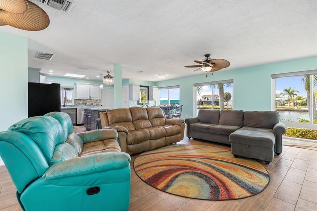 499 NOTSON TERRACE, Port Charlotte, FL 33952