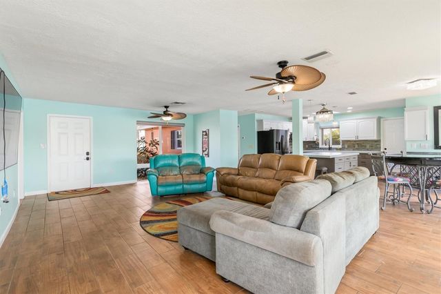 499 NOTSON TERRACE, Port Charlotte, FL 33952