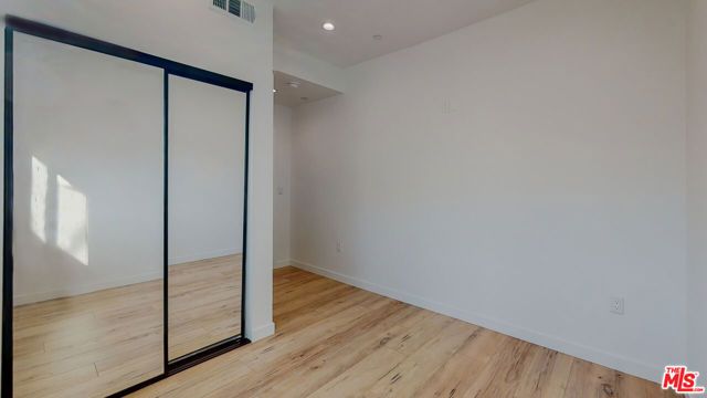 16012 Cantlay Street A, Van Nuys (los Angeles), CA 91406