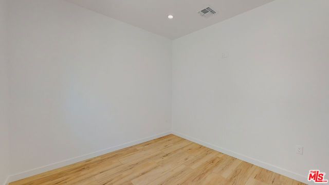 16012 Cantlay Street A, Van Nuys (los Angeles), CA 91406