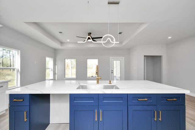 805 Road 5203, Cleveland, TX 77327