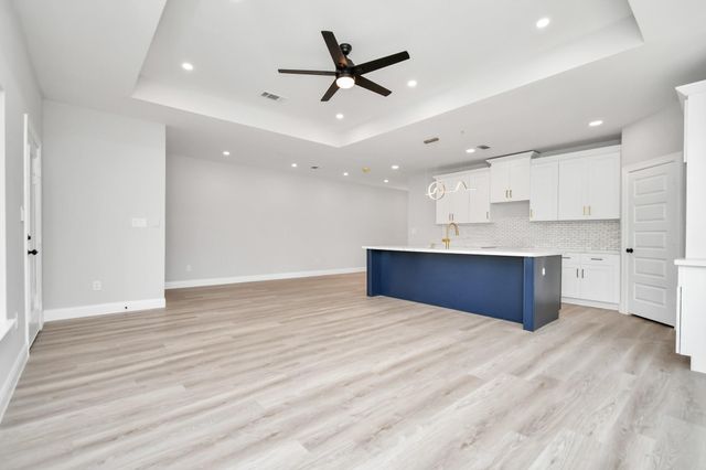 805 Road 5203, Cleveland, TX 77327