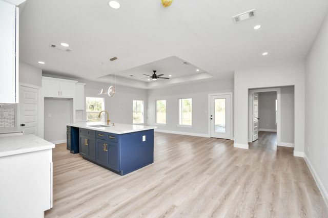 805 Road 5203, Cleveland, TX 77327