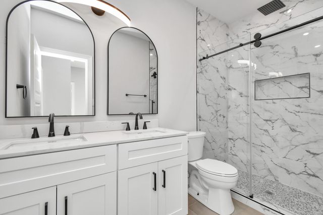 805 Road 5203, Cleveland, TX 77327