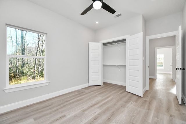 805 Road 5203, Cleveland, TX 77327