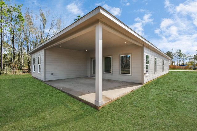 805 Road 5203, Cleveland, TX 77327