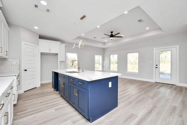 805 Road 5203, Cleveland, TX 77327