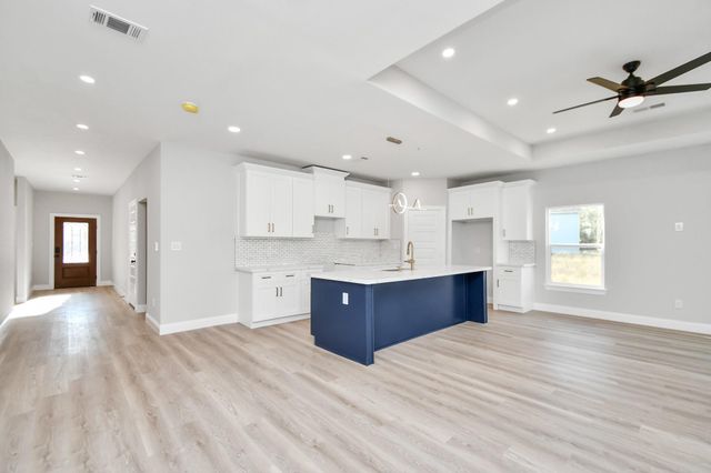 805 Road 5203, Cleveland, TX 77327