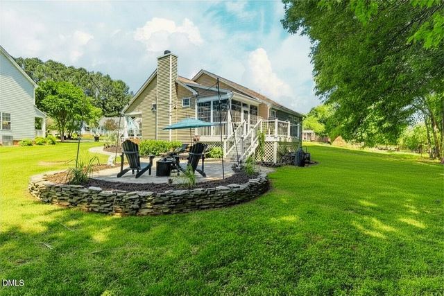 337 Stone Hedge Court, Holly Springs, NC 27540