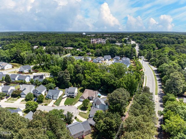 337 Stone Hedge Court, Holly Springs, NC 27540