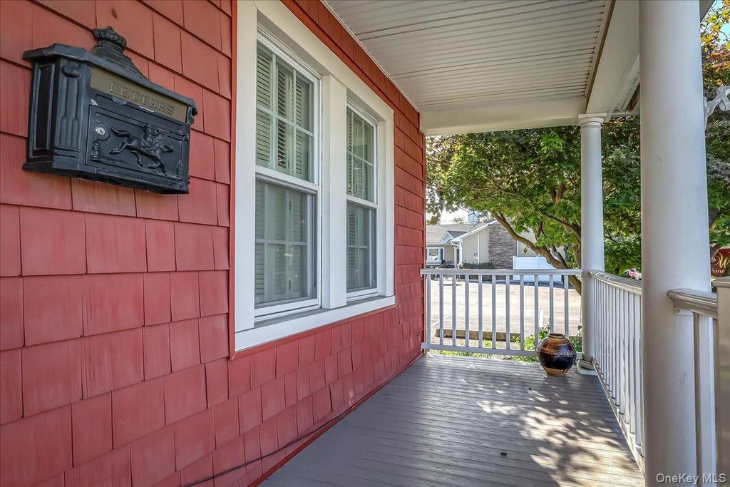 55 Columbia Street, Farmingdale, NY 11735 — photo 2