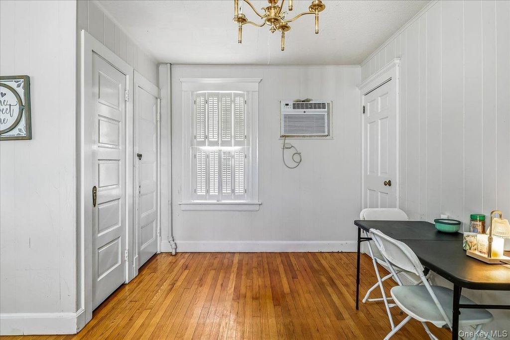 55 Columbia Street, Farmingdale, NY 11735 — photo 5