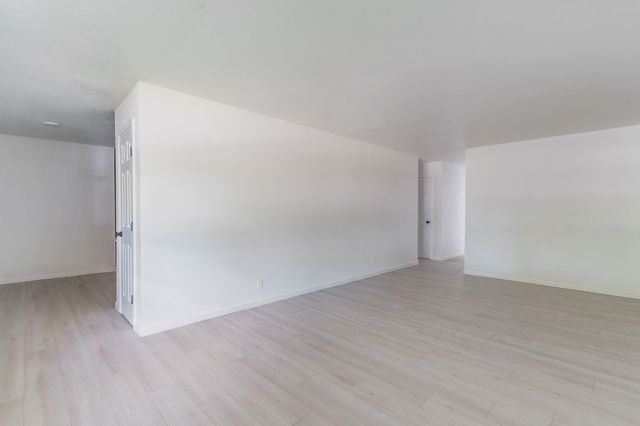 1522 E Del Mar St, Wichita, KS 67216