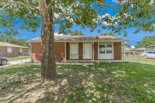 1522 E Del Mar St, Wichita, KS 67216