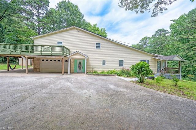 4200 Mineral Avenue, Winston-salem, NC 27105