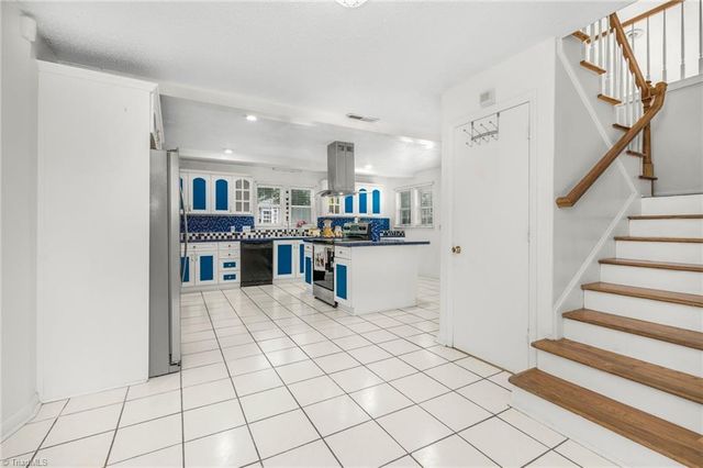 4200 Mineral Avenue, Winston-salem, NC 27105