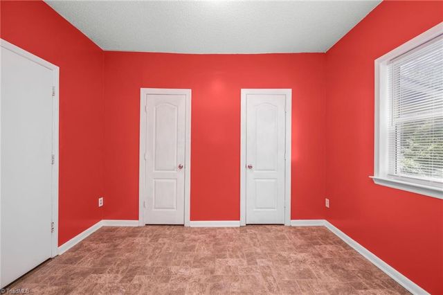 4200 Mineral Avenue, Winston-salem, NC 27105