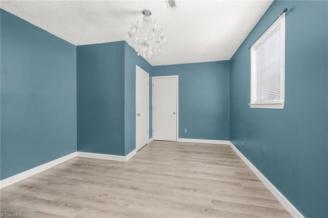 4200 Mineral Avenue, Winston-salem, NC 27105