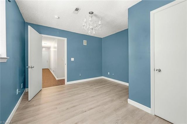 4200 Mineral Avenue, Winston-salem, NC 27105