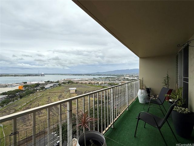 98-099 Uao Place 1605, Aiea, HI 96701