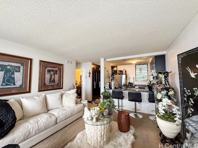 98-099 Uao Place 1605, Aiea, HI 96701