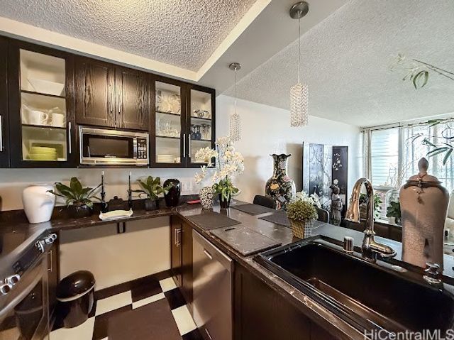 98-099 Uao Place 1605, Aiea, HI 96701