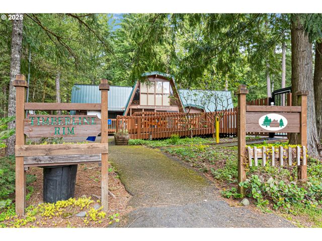 64711 E LUPINE Dr, Rhododendron, OR 97049