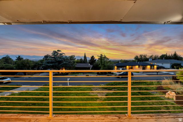 4845 S BRON BRECK ST, Holladay, UT 84117