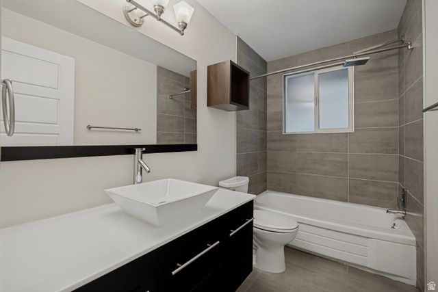4845 S BRON BRECK ST, Holladay, UT 84117