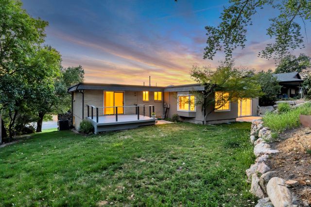 4845 S BRON BRECK ST, Holladay, UT 84117