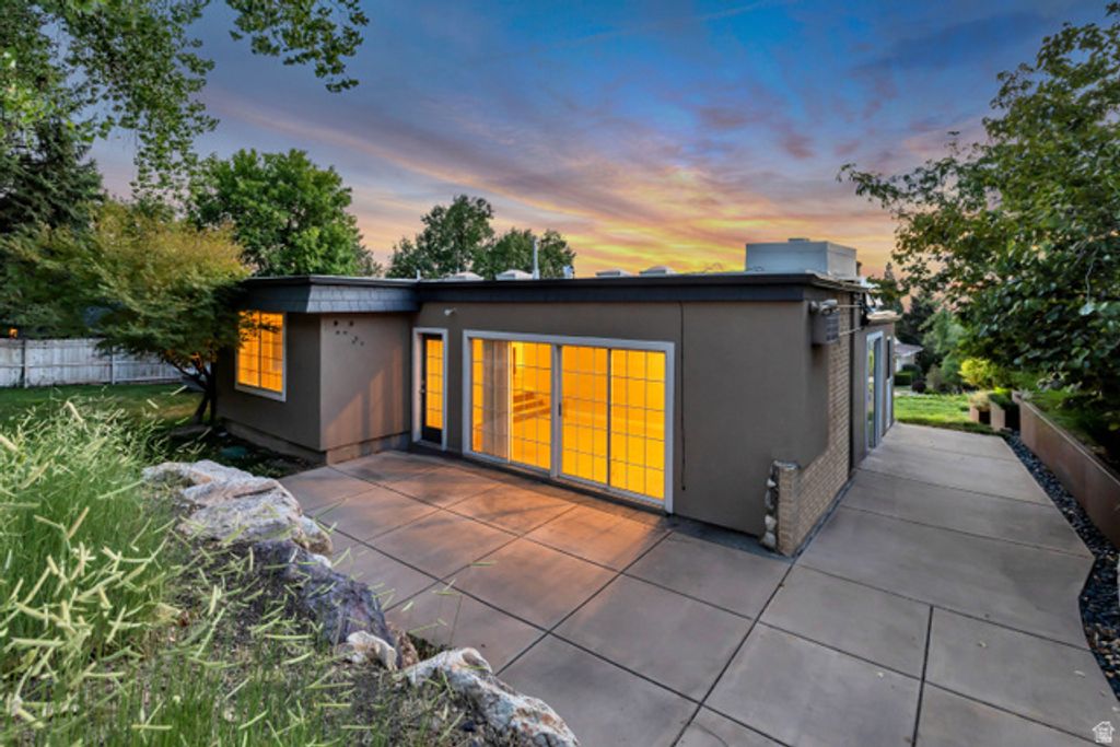 4845 S BRON BRECK ST, Holladay, UT 84117 — photo 4