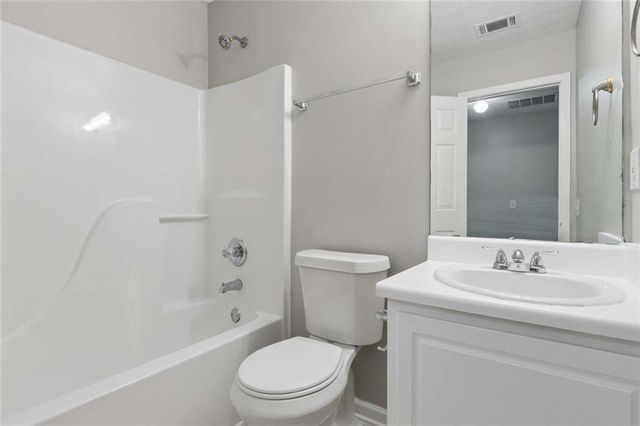 6097 Camden Forrest Cove, Riverdale, GA 30296