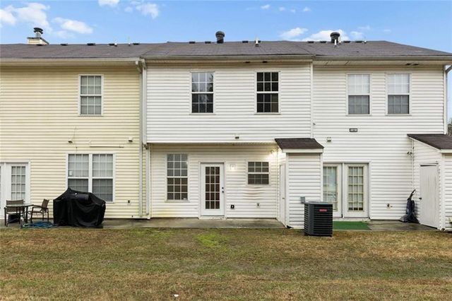6097 Camden Forrest Cove, Riverdale, GA 30296