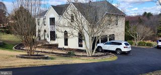 1104 MOUNTAIN HOPE CT, Great Falls, VA 22066