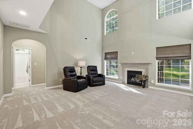 734 Lynnwood Farms Drive, Fort Mill, SC 29715