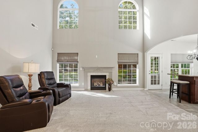 734 Lynnwood Farms Drive, Fort Mill, SC 29715