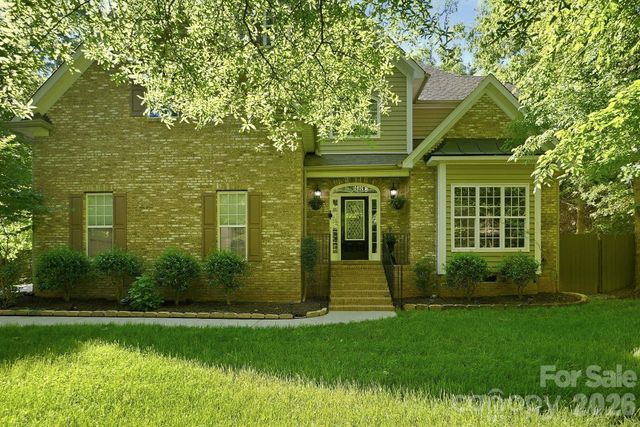 734 Lynnwood Farms Drive, Fort Mill, SC 29715