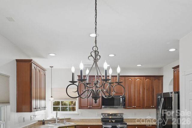 734 Lynnwood Farms Drive, Fort Mill, SC 29715