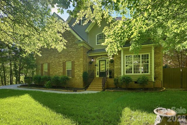 734 Lynnwood Farms Drive, Fort Mill, SC 29715