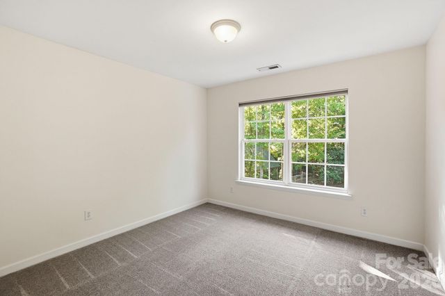 734 Lynnwood Farms Drive, Fort Mill, SC 29715